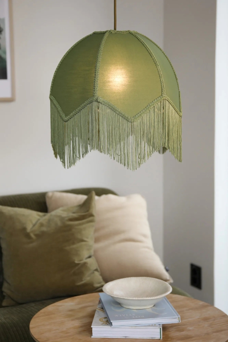 zielona-lampa-wisząca-do-pokoju
