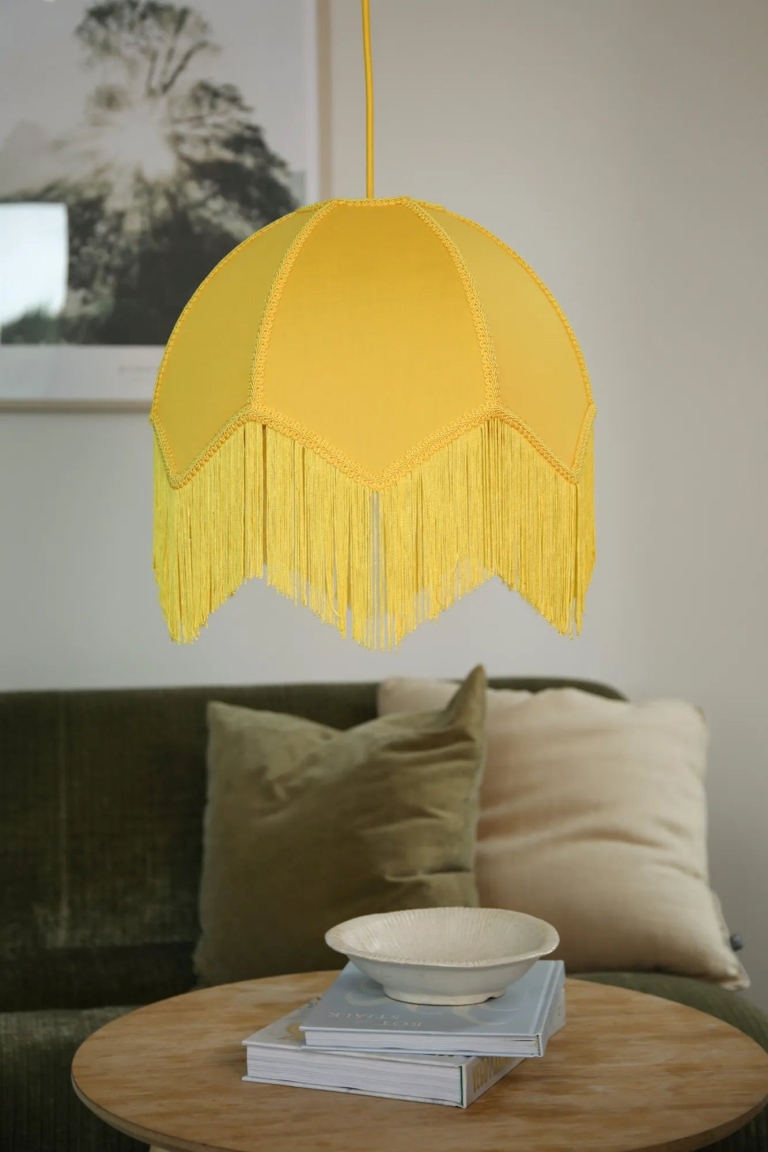żółte-lampy-wiszące